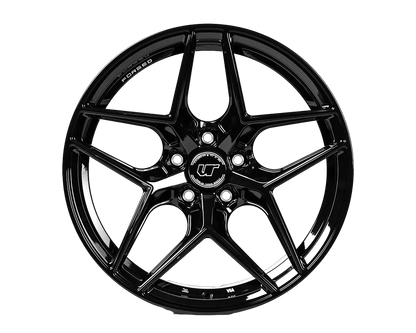 VR Forged D04 Wheel Package BMW M2 19x9.5 19x10.5 Gloss Black image 1